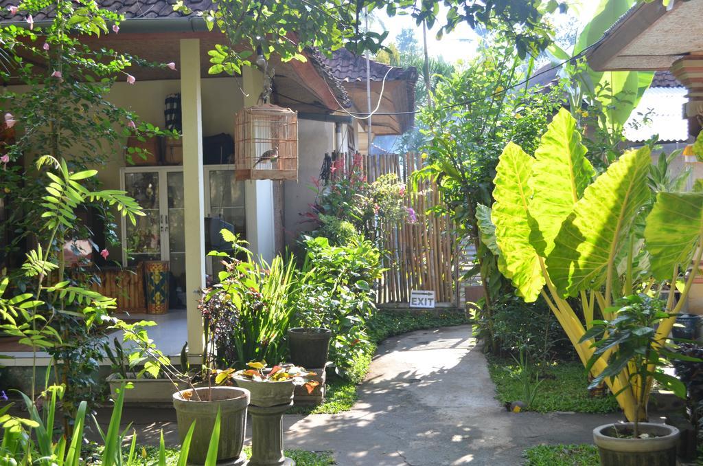 Wijaya Guest House Ubud Ngoại thất bức ảnh